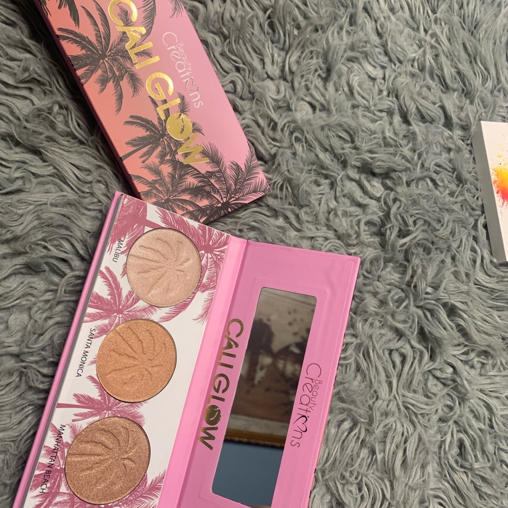 Beauty Creations Cali Glow highlight pallet